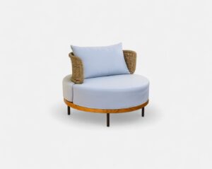 ARM CHAIR